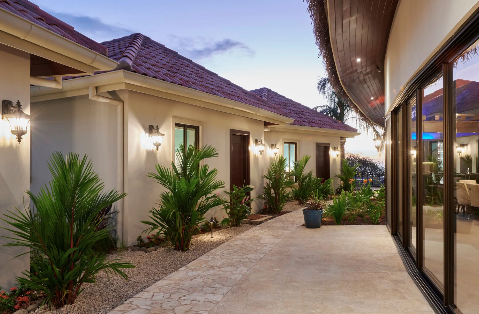 Sol Villa - Image 31